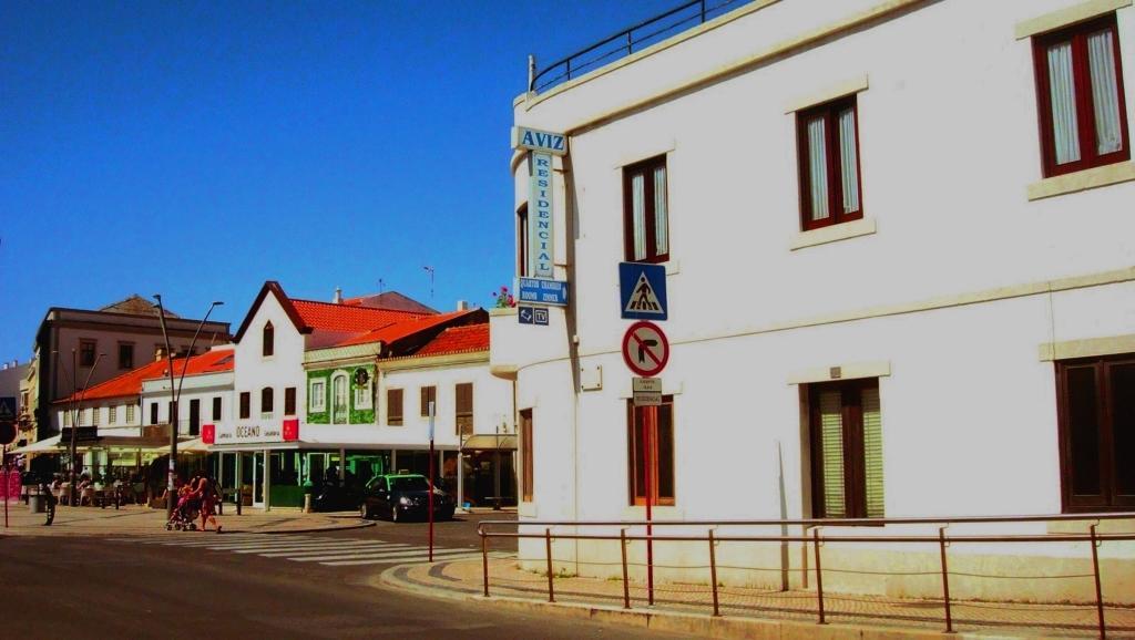 Residência Aviz Hotel Peniche Exterior foto